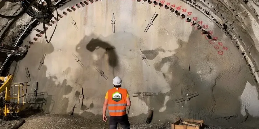 Monitoreo Geotécnico de Excavaciones en Antofagasta: Control Permanente del Subsuelo Salino